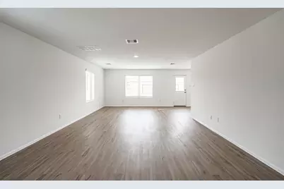 9123 Estes Lakes Drive, Baytown, TX 77521 - Photo 11