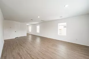 9123 Estes Lks Dr, Baytown, TX 77521 - Photo 9
