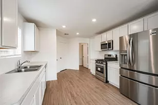 9123 Estes Lks Dr, Baytown, TX 77521 - Photo 13