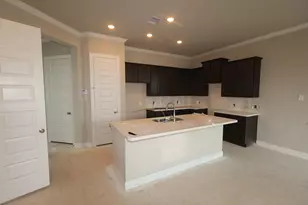 13105 Mundet Dr, Houston, TX 77047 - Photo 3