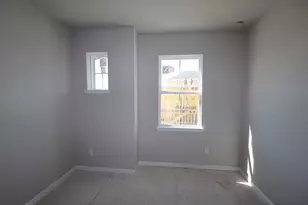 13105 Mundet Dr, Houston, TX 77047 - Photo 9