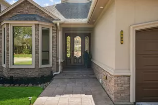8830 Cross Country Dr, Houston, TX 77346 - Photo 3