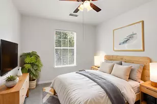 126 W Drifting Shadows Circle, Conroe, TX 77385 - Photo 9