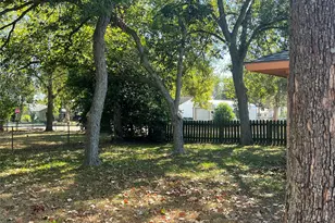 106 Jane Dr, Columbus, TX 78934 - Photo 3