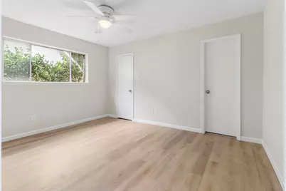9211 Meaux Drive, Houston, TX 77031 - Photo 17