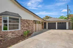 10340 Rocky Hollow Rd, La Porte, TX 77571 - Photo 39