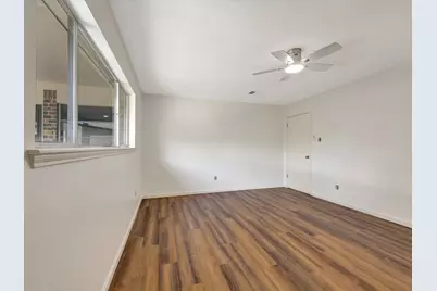 10340 Rocky Hollow Road, La Porte, TX 77571 - Photo 25