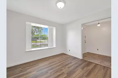 10340 Rocky Hollow Road, La Porte, TX 77571 - Photo 5