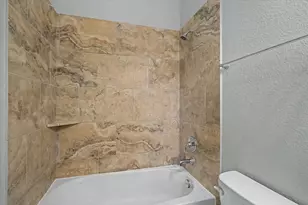 3818 Bandera Reserve Ln, Houston, TX 77059 - Photo 33