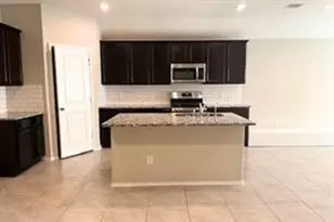 8310 Rose Petals Ln, Rosharon, TX 77583 - Photo 5
