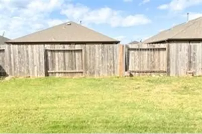8310 Rose Petals Lane, Rosharon, TX 77583 - Photo 21
