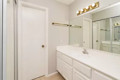200 Pecan Drive #702, League City, TX 77573 - Photo 9
