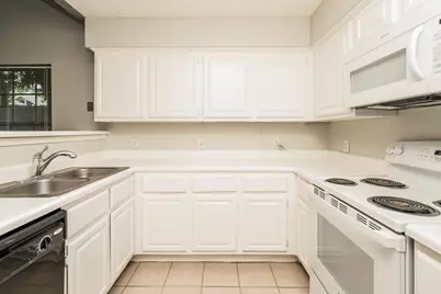 200 Pecan Drive #702, League City, TX 77573 - Photo 5