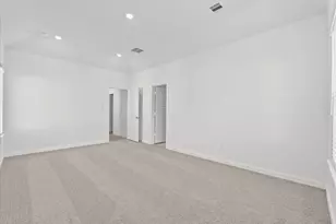 535 Avisa Dr, Kemah, TX 77565 - Photo 17