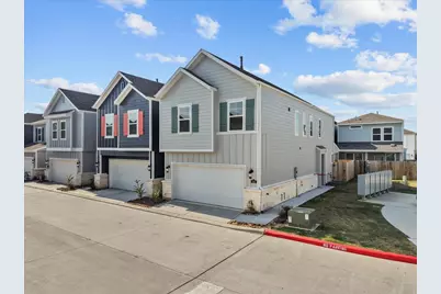 535 Avisa Drive, Kemah, TX 77565 - Photo 3