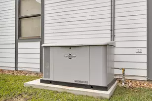 6710 Blue Hills Rd, Houston, TX 77069 - Photo 3