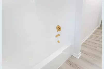 1009 Robinhood, Brenham, TX 77833 - Photo 23