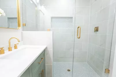 1009 Robinhood, Brenham, TX 77833 - Photo 7