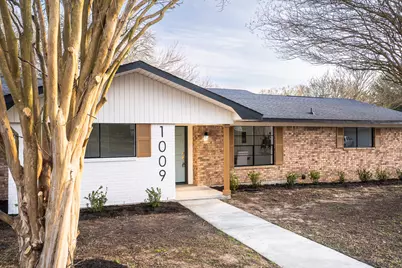 1009 Robinhood, Brenham, TX 77833 - Photo 33