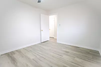 1009 Robinhood, Brenham, TX 77833 - Photo 27