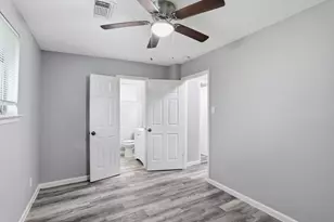 14519 Draycott Ln, Houston, TX 77045 - Photo 21
