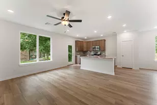 3709 Violet Ln, Huntsville, TX 77340 - Photo 23