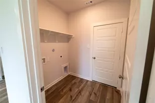 3709 Violet Ln, Huntsville, TX 77340 - Photo 11