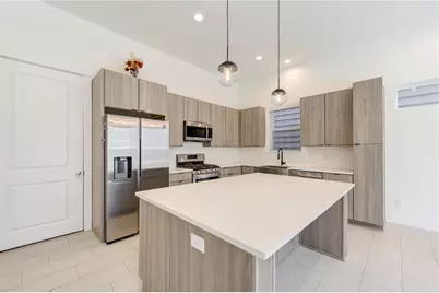 564 Janisch Road, Houston, TX 77018 - Photo 9