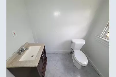 2405 Pannell Street, Houston, TX 77026 - Photo 11