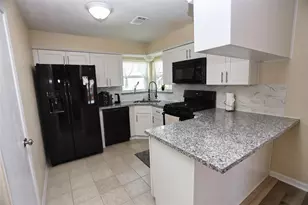 316 Ling, Bayou Vista, TX 77563 - Photo 9