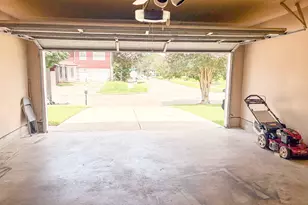8615 Belle Park Dr, Houston, TX 77099 - Photo 49