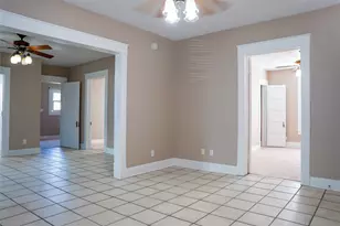 1712 19th St, Galveston, TX 77550 - Photo 7