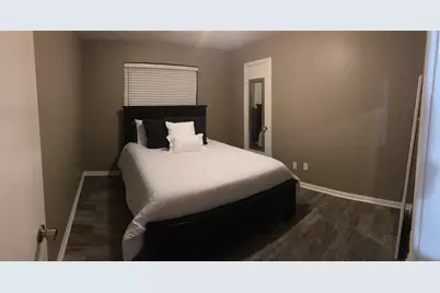 12012 S Blackjack Oak Circle, The Woodlands, TX 77380 - Photo 5