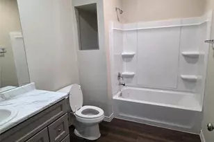 9910 Dipping Brk St, Houston, TX 77076 - Photo 5