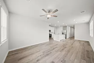 1116 Independence Ave, Bay City, TX 77414 - Photo 9