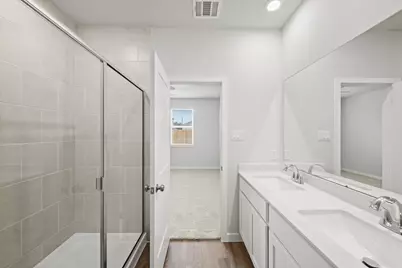1116 Independence Avenue, Bay City, TX 77414 - Photo 13