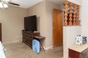 4850 Heathrow Ln, Alvin, TX 77511 - Photo 17