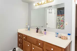 4850 Heathrow Ln, Alvin, TX 77511 - Photo 19