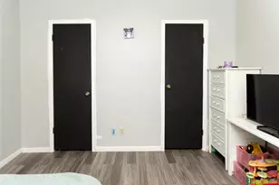 4850 Heathrow Ln, Alvin, TX 77511 - Photo 23