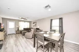 8218 Radial Ct, Rosharon, TX 77583 - Photo 15