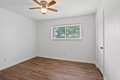 1717 Jones Street, Alvin, TX 77511 - Photo 27