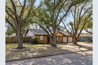 2728 Encino Avenue, Bay City, TX 77414 - Photo 3