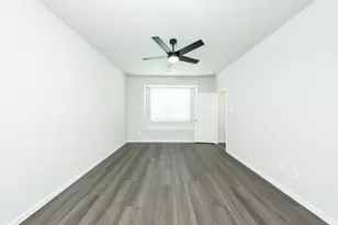 13428 Yellow Perch Dr, Conroe, TX 77384 - Photo 11