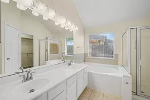 10727 Acacia Forest tr, Houston, TX 77089 - Photo 11