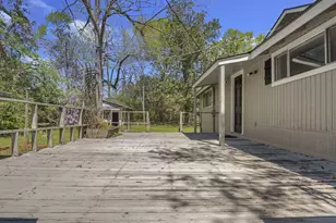 201 N Pine St, Corrigan, TX 75939 - Photo 9