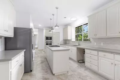 7086 Kingston Cove Lane, Willis, TX 77318 - Photo 15