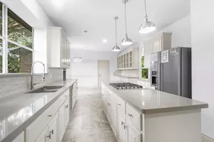 7086 Kingston Cove Ln, Willis, TX 77318 - Photo 13