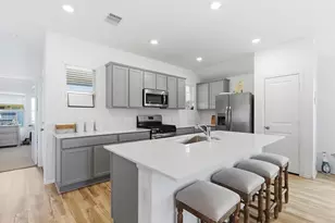 7327 Bartoncliff Dr, Katy, TX 77493 - Photo 11