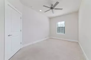 1917 W 15th St, Houston, TX 77008 - Photo 23