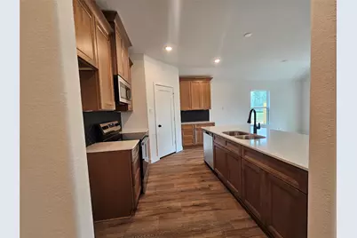 10723 Crockett Meadows Boulevard, Conroe, TX 77306 - Photo 5